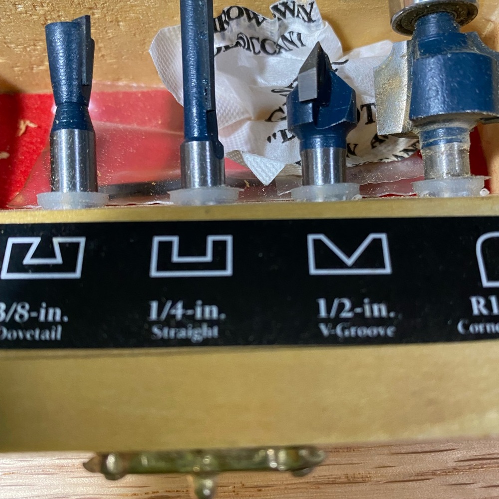 Companion Wood Router Bit Set with Case - Picture 4 of 6